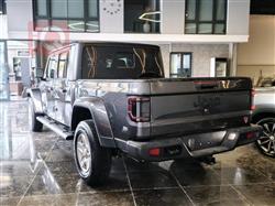 جيب جلاديتور